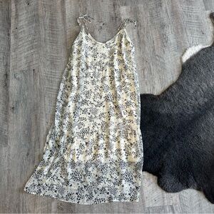 Park & Fifth Cream and Black Floral Midi Dress